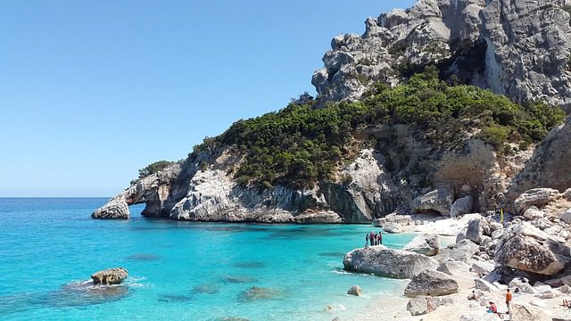 4pfoten-Urlaub  Cala Goloritzè, Sardinien